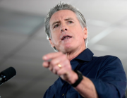 Gob. de California Gavin Newsom confronta a la élite empresarial sobre Donald Trump, capitalismo de amiguismo