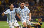 Con un gol de Maravilla Martínez, Racing eliminó a Boca en la Bombonera y es finalista