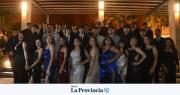 Los chicos de la EPET celebraron su baile de egresado en una noche fantástica