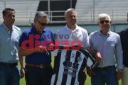 Presentaron a Lucas Pusineri como nuevo entrenador de Central Córdoba