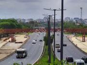 Así demolieron dos puentes sobre la autopista Dellepiane: se adelantó la apertura y ya se puede circular