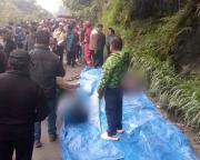 Tragedia en los Yungas: ocho muertos y seis heridos, tras embarrancamiento de camión