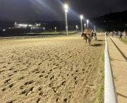 ¡Espectáculo Nocturno! El clásico Javier Castellano (GI) enmarca la reapertura de las carreras de noche en La Rinconada