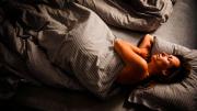 La posición para dormir podría dañar la salud