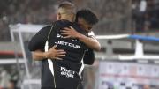 Fue campeón en Colo-Colo, juega en Europa y está dispuesto a volver: Yo aceptaría