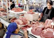 Vecinos acusan especulación y exigen al Gobierno intervenir el mercado de la carne