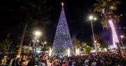 Polémica en encendido del Árbol de Navidad en Arica: Sale el del ex alcalde, entra el del GORE