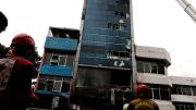Tragedia en Indonesia: más de 20 personas murieron en el incendio de un edificio