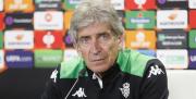 Presidente del Betis responde a un eventual adiós de Pellegrini y su interés por dirigir a La Roja