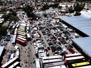 Tensión en La Salada: operativo por mercadería ilegal