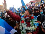 Fiscalía imputa a Arce por dos delitos, emite cinco órdenes de aprehensión y no descarta citar a Evo