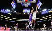 Los Lakers se estrellan y quedan fuera de la Copa NBA