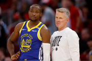 Steve Kerr aviva los rumores del traspaso de Jonathan Kuminga