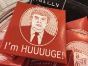 Estado Unidos: publican nuevas fotos del patrimonio de Epstein que muestran a Trump, Bannon y Bill Clinton