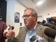 El exdiputado Miguel Roca se postula a la Alcaldía de La Paz