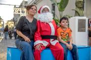 Papá Noel ya recibe a las familias en el Paseo Navideño de San Miguel de Tucumán
