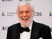 Dick Van Dyke cumple hoy 100 años: éxitos y tragedias del comediante eterno