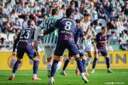 Córdoba y Eibar siguen atascados y firman un empate sin goles