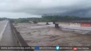 Puente entre Bulo Bulo e Ivirgarzama cae por riada y deja aislada la región