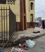 Banderas Negras En Plaza Arica: Vecinos Acusan Abandono Y Piden Medidas Urgentes De Seguridad En El Sector Norte