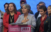 Jara promete una oposición exigente a Kast tras perder balotaje en Chile