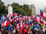 Celebraciones en el centro de Punta Arenas tras confirmarse el triunfo de José Antonio Kast