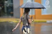 Inicio de semana con lluvias y calor