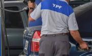 YPF anunció que bajará el precio de sus naftas