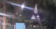 Golpe a la ilusión: dañaron un Árbol de Navidad encendido en una plaza sanjuanina