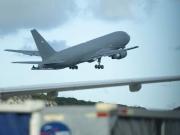 Un avión militar estadounidense y un vuelo de JetBlue casi chocan en el Caribe