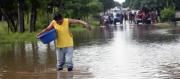 Siete muertos y decenas de desaparecidos por inundaciones en Bolivia luego de lluvias torrenciales