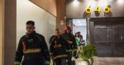 Tremendo susto en un coqueto edificio céntrico: se incendió un aire y un menor apagó las llamas