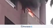 Valentía: un menor sanjuanino apagó un incendio en un edificio céntrico