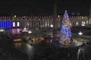 Así fue la inauguración del mega pesebre y el árbol de Navidad gigante del Vaticano