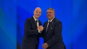 Chiqui Tapia estrenó su nuevo cargo en FIFA junto a Gianni Infantino