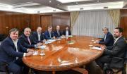 Luis Caputo se reunió con la UIA para analizar la reforma laboral y la competitividad industrial
