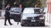 La jefatura de Gabinete suspendió el uso de autos y choferes oficiales