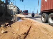 Piden que terminen de reparar tubo frente a playa Vasito