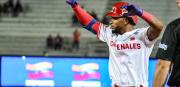 Cardenales se impone ante Caribes con Yonny Hernández como héroe