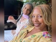 A los 54 años se hizo un ADN y descubrió que su madre era la actriz de la serie que veía de niña