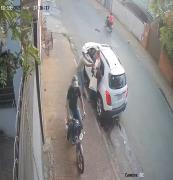 Delivery persigue a ladrones y uno muere tras violento desenlace