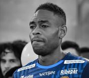 Enoumba pone en duda su renovación en Blooming por incumplimientos dirigenciales