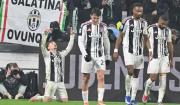 Juventus gana a la Roma y se mantiene en la lucha por el título de la Serie A