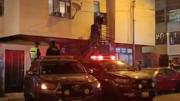 Trasladan a la morgue los cuerpos de la familia hallada en una vivienda en el Rímac