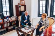 Kast y Bachelet sostuvieron encuentro en Santiago