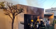 Héroes navideños: cinco jóvenes rescataron a un hombre atrapado en un violento incendio