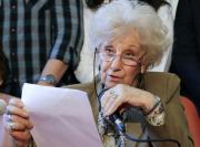 Estela de Carlotto volvió a apuntar contra Milei: Nos entrega, nos vende y nos ofende