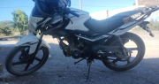 Preocupación en Jáchal por el robo de una moto en una esquina transitada: piden ayuda para recuperarla