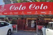 Restaurant Plateadas Colo Colo Romeral le gana el gallito a Blanco y Negro por uso de la marca