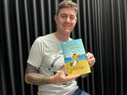 Roberto Boyle se aleja de la parrilla para publicar su cuento ilustrado 'Ignacio el pelícano'